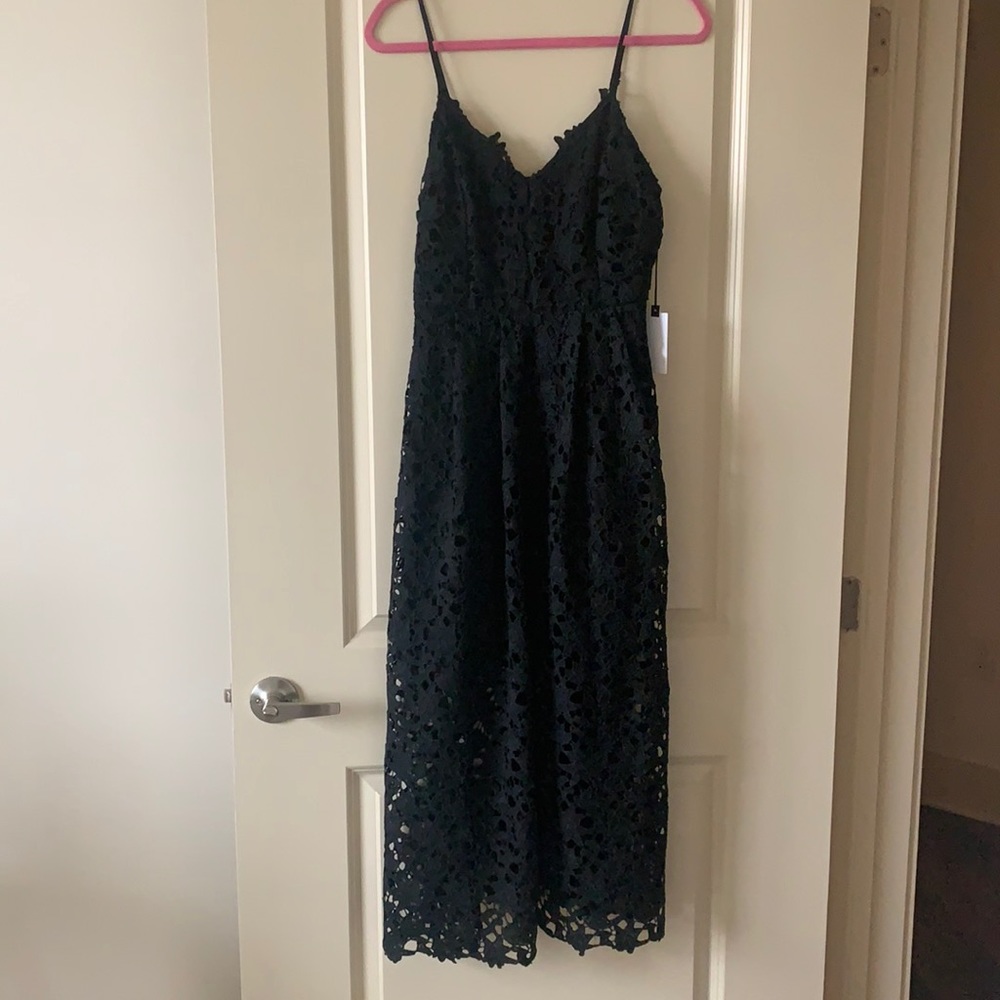 ASTR The Label Lace Midi Dress